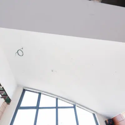 claire-deprez-plafond-entreprise-bxl-pose-2