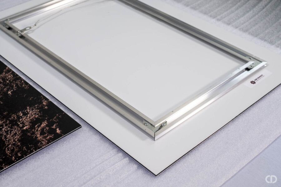 Encadrement contrecollé Dibond au dos